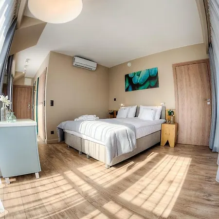 Bursztynowa17 *