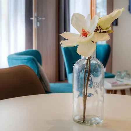 Bursztynowa17 Apartmán *